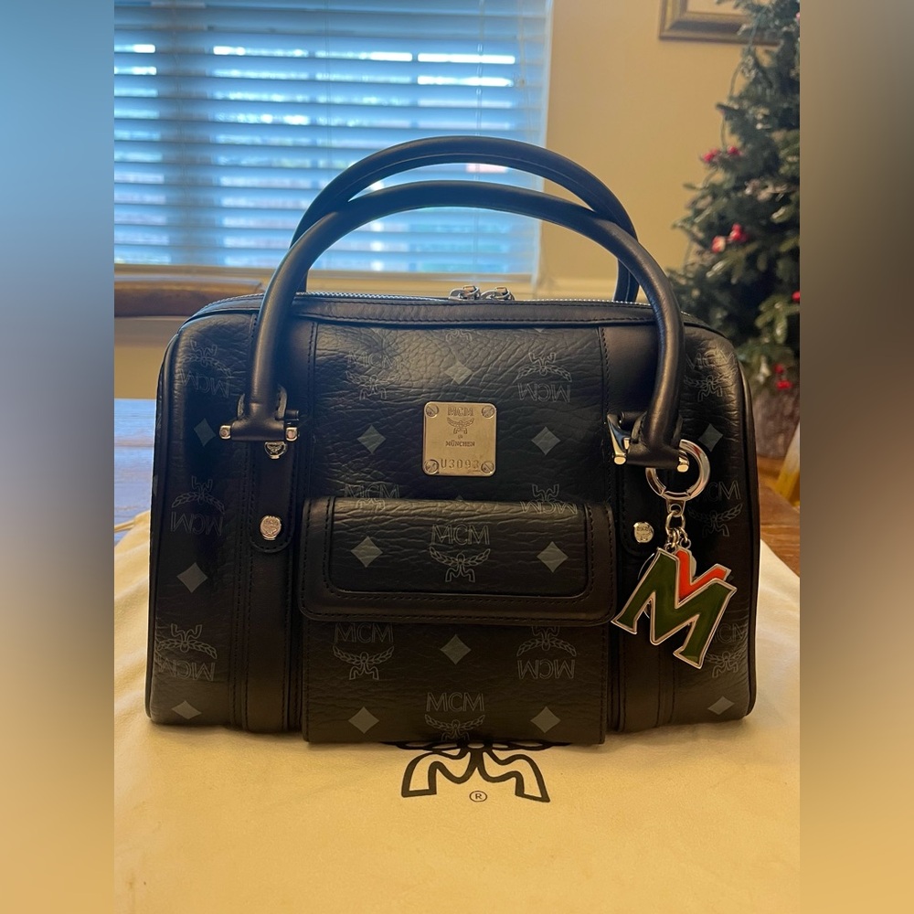 EUC Authentic MCM Visetos Boston Bag - Picture 2 of 15